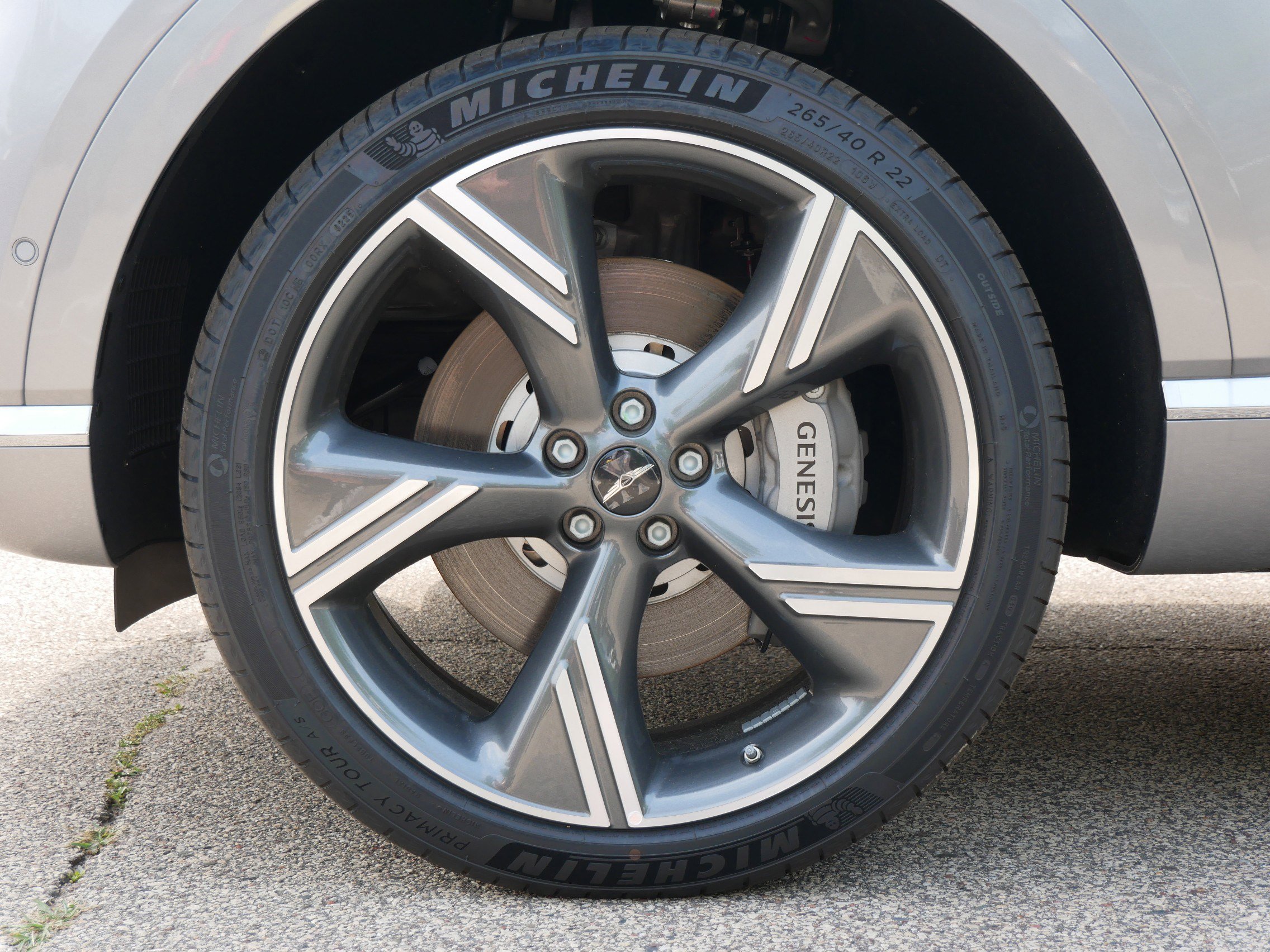 2025 Genesis GV80 Prestige AWD photo 3