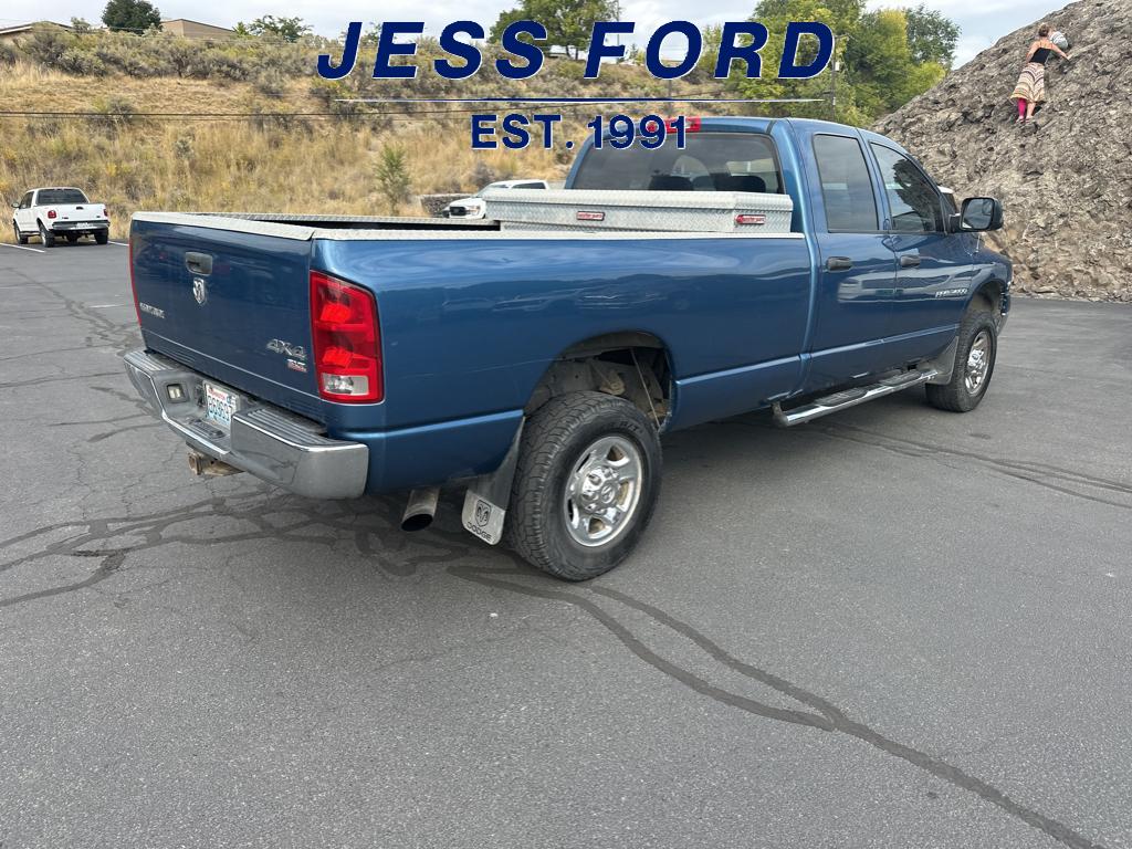 2005 Dodge Ram 3500 SLT photo 3