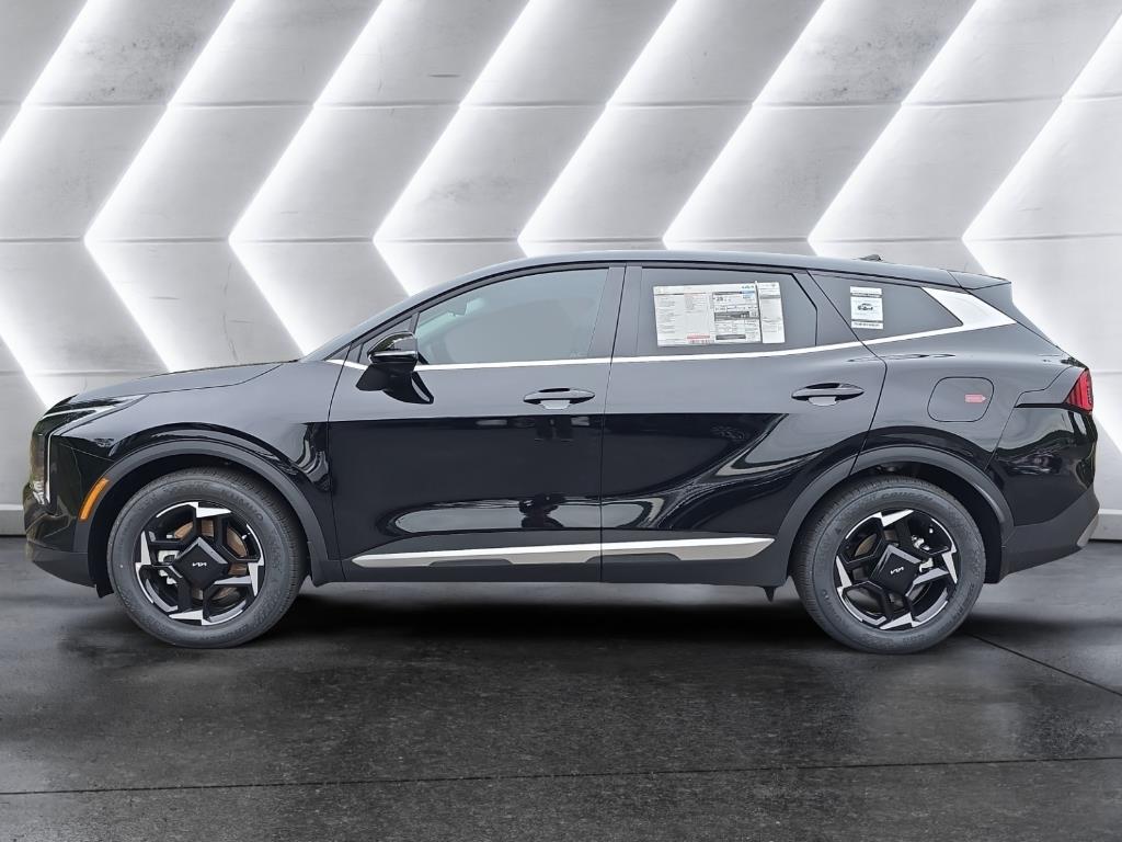2026 Kia Sportage EX photo 2