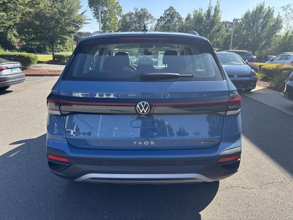 2025 Volkswagen Taos S photo 4