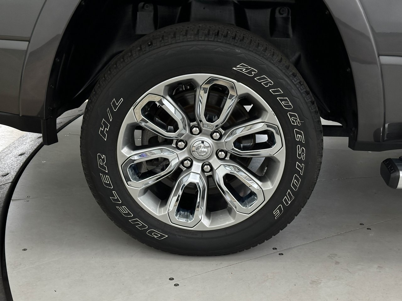2022 Ram 1500 Laramie photo 31
