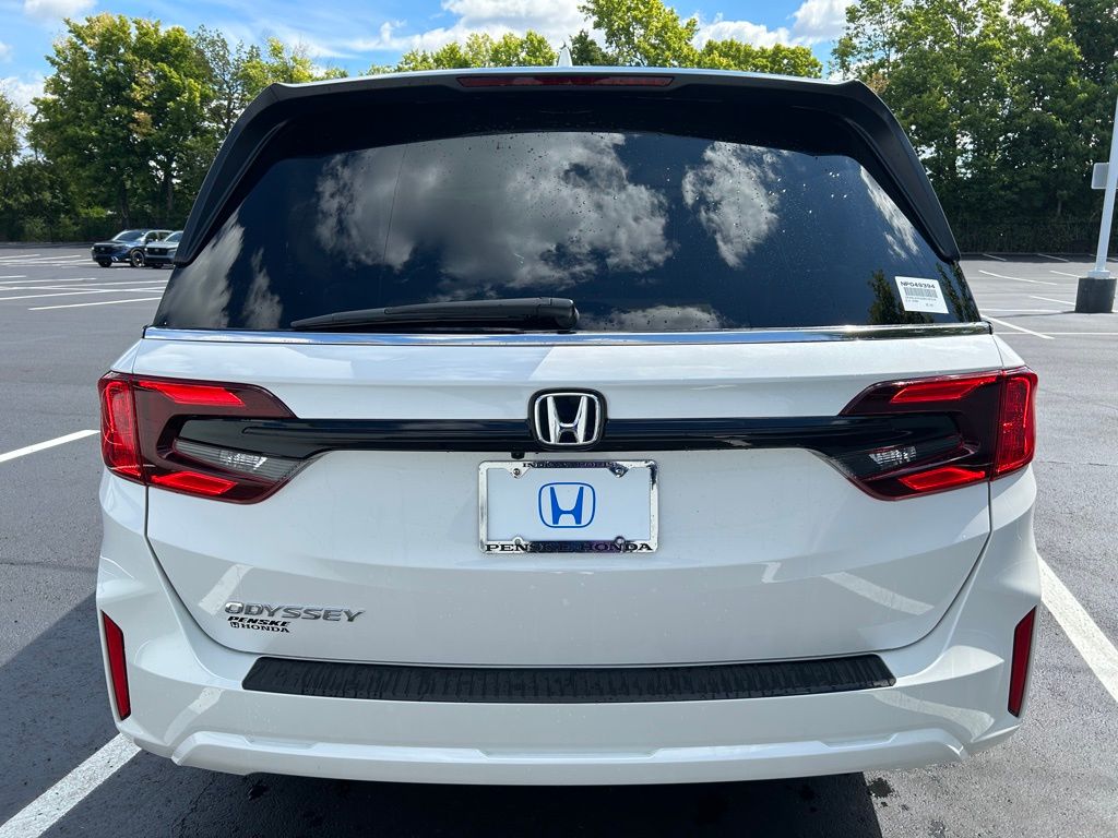 2025 Honda Odyssey EX-L photo 4