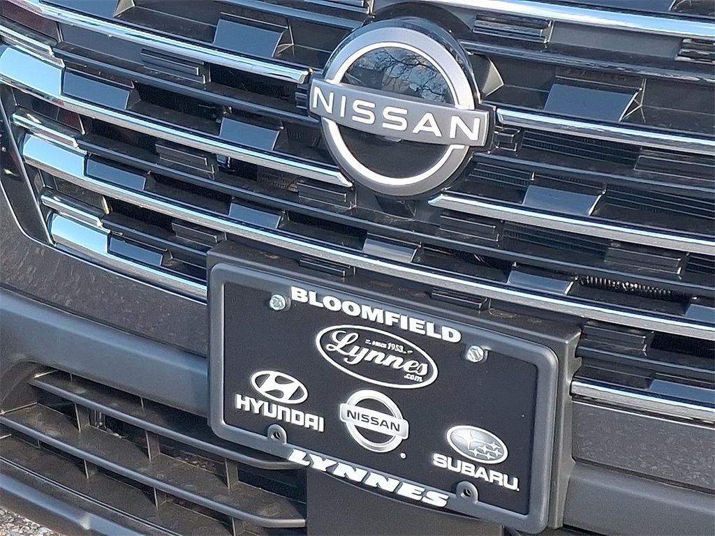 2025 Nissan Rogue S photo 5