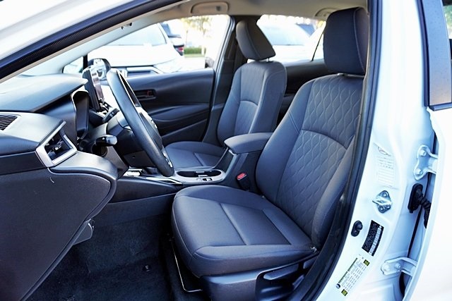 2024 Toyota Corolla LE photo 13