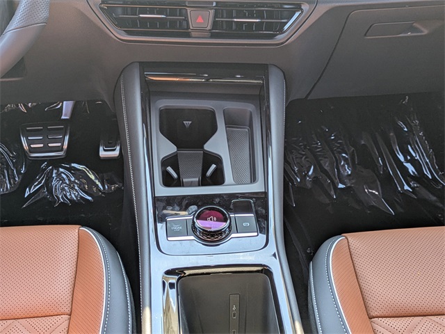 2025 Volkswagen Tiguan SEL R-Line Black photo 17