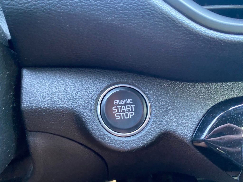 2022 Kia Forte GT photo 16