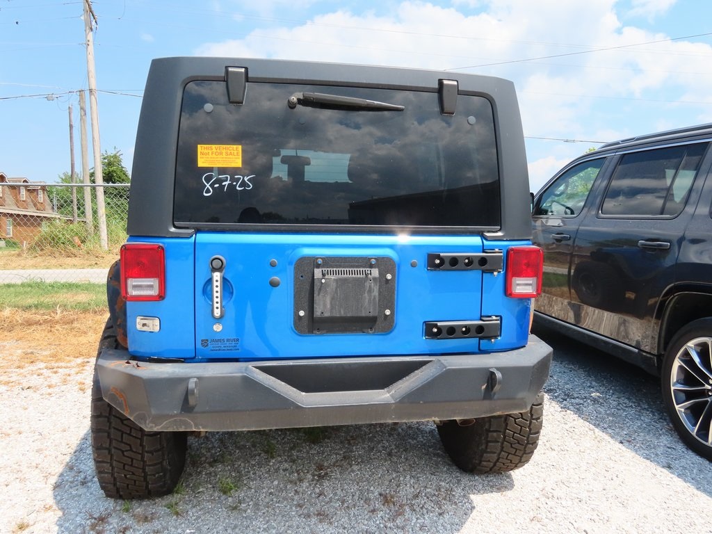 2014 Jeep Wrangler Unlimited Freedom photo 13
