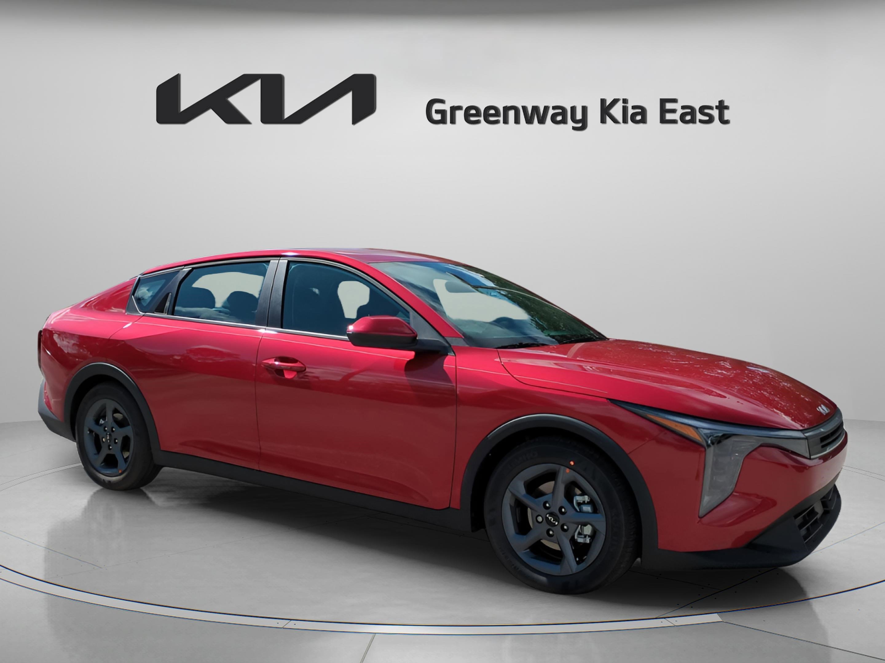 2025 Kia K4 LXS photo 2