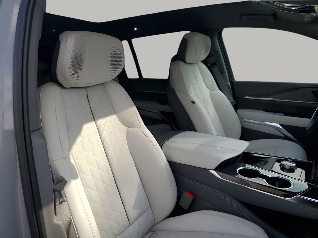 2026 Cadillac Escalade IQ Sport photo 14