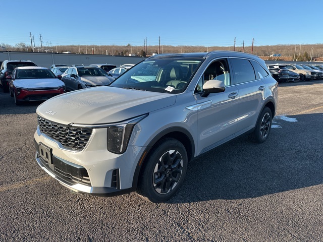 2025 Kia Sorento S's photo