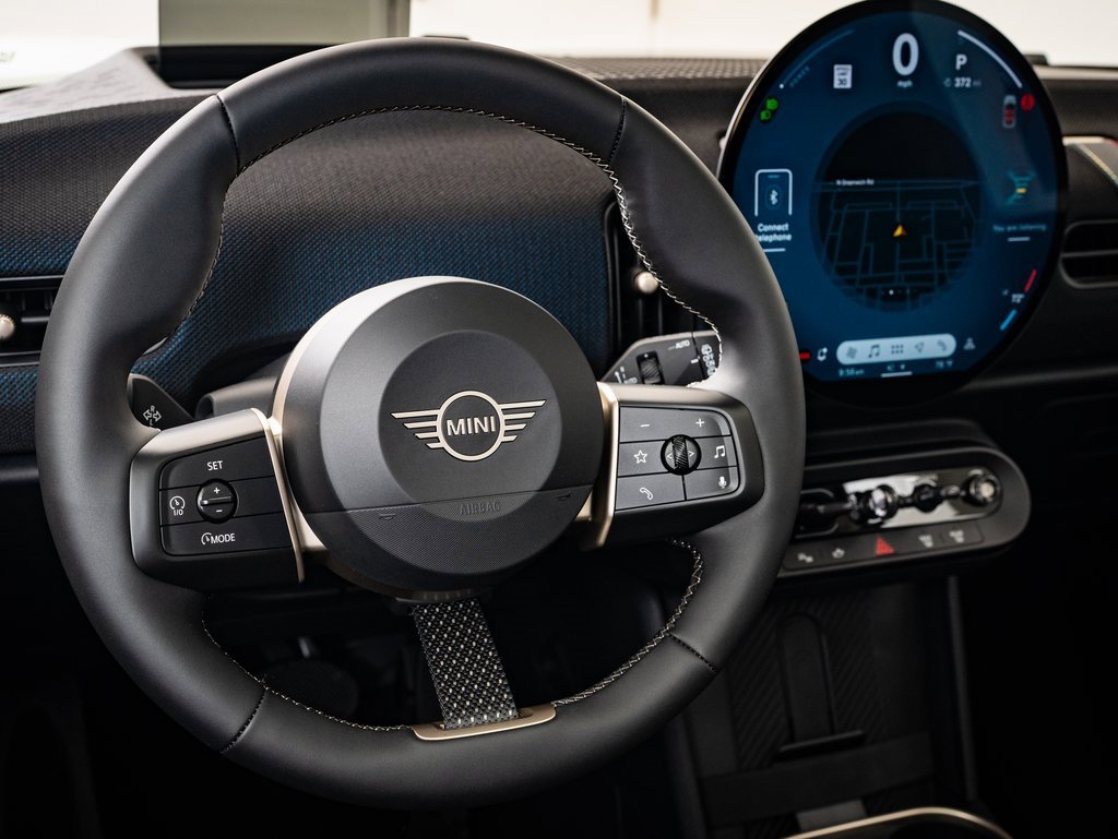 2025 Mini Cooper 2 Door Hardtop photo 4