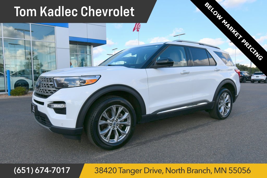 2023 Ford Explorer Limited's photo