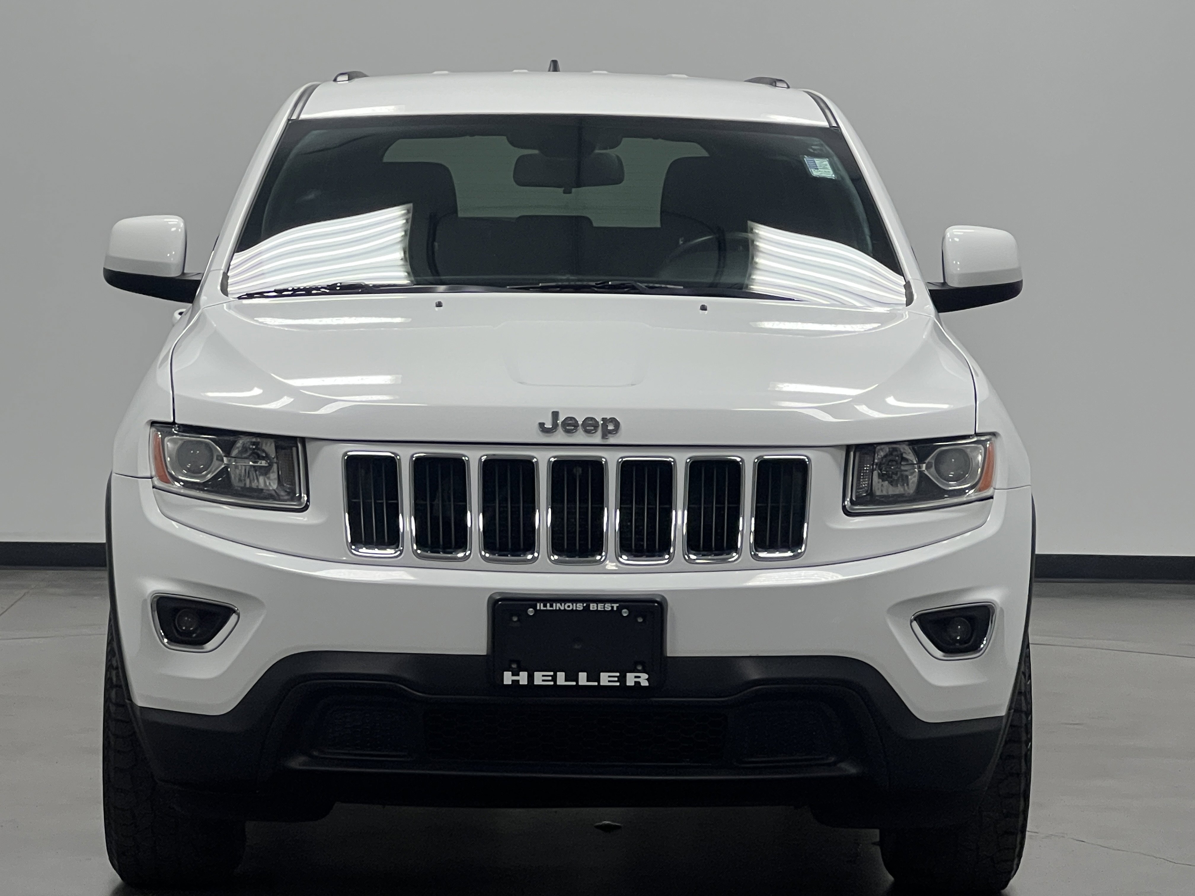 2014 Jeep Grand Cherokee Laredo photo 2