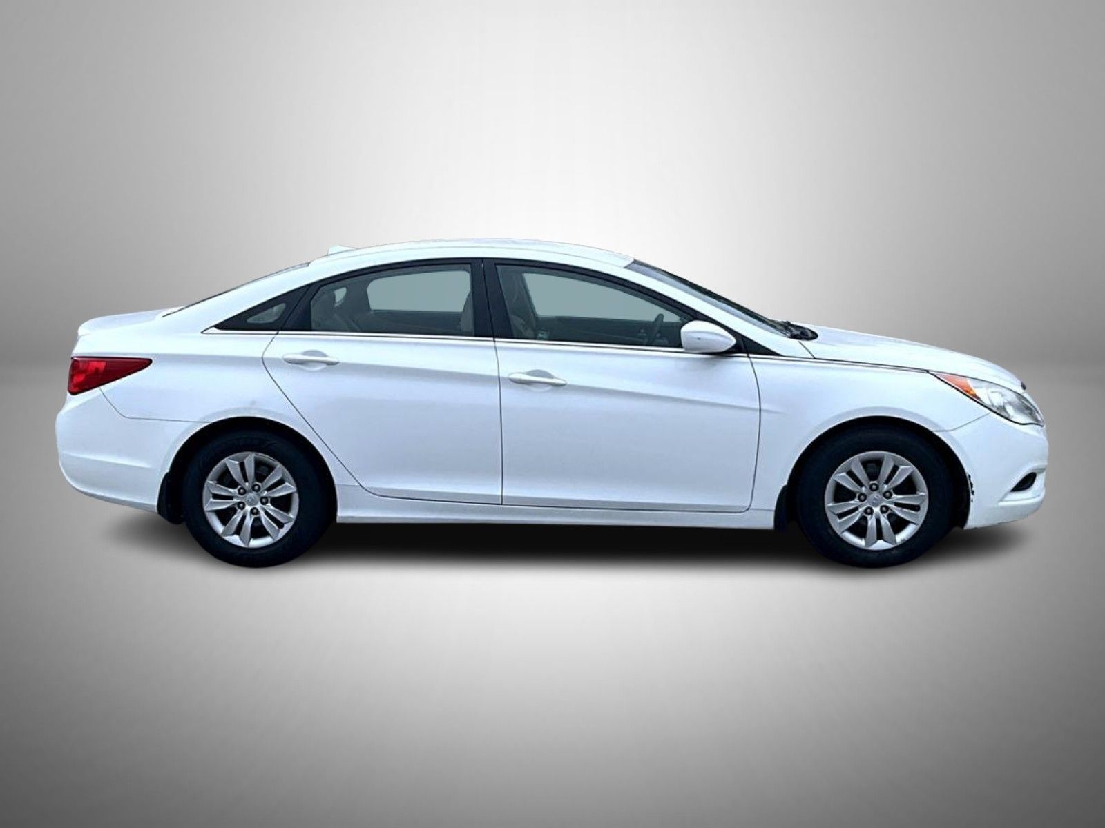 2013 Hyundai Sonata GLS photo 4
