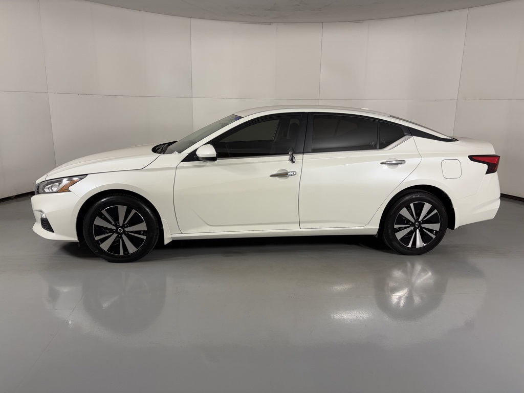 2022 Nissan Altima 2.5 SV photo 4