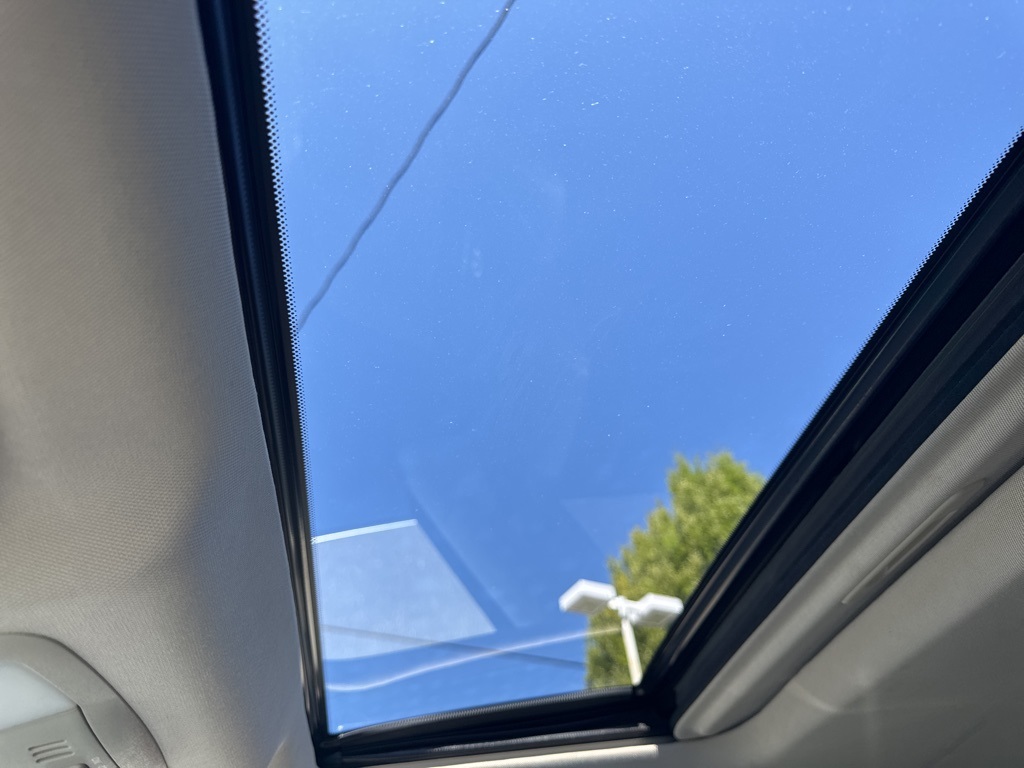 2013 Infiniti FX37 Base photo 30