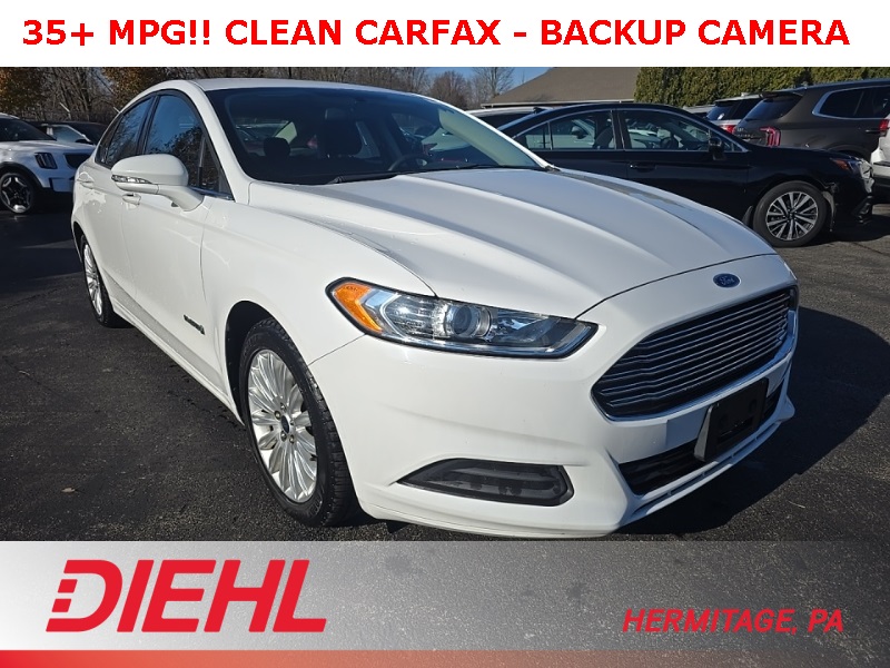 2015 Ford Fusion Hybrid SE's photo