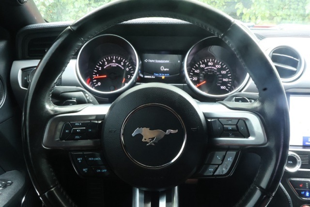 2020 Ford Mustang GT Premium photo 4