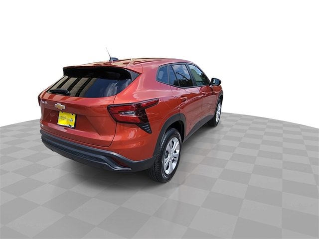 2024 Chevrolet Trax LS photo 8