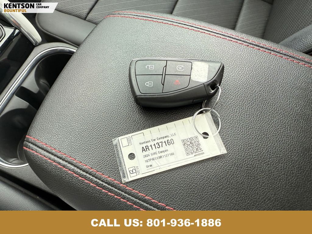 2024 Gmc Canyon AT4X photo 38