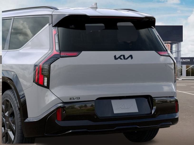 2026 Kia EV9 Land photo 13