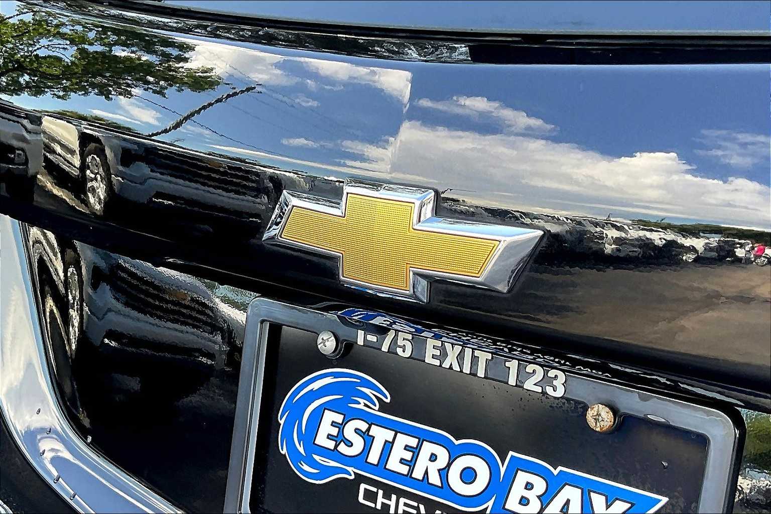 2023 Chevrolet Equinox LS photo 8