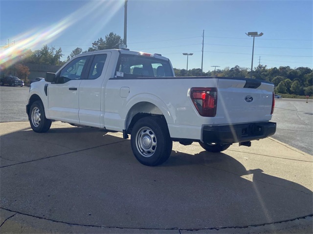 2025 Ford F-150 XL photo 4