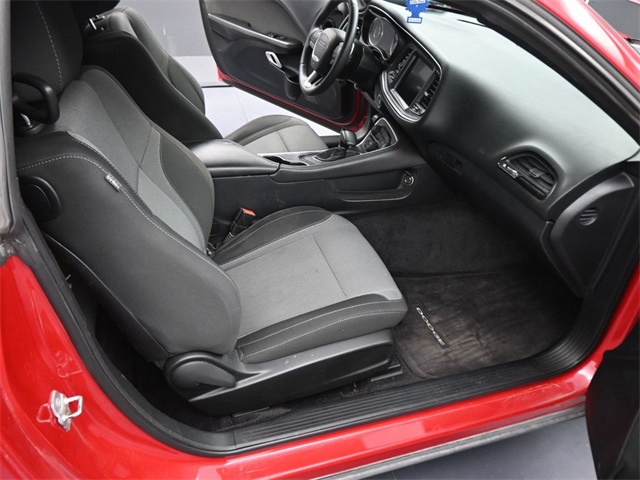 2016 Dodge Challenger SXT Plus photo 12