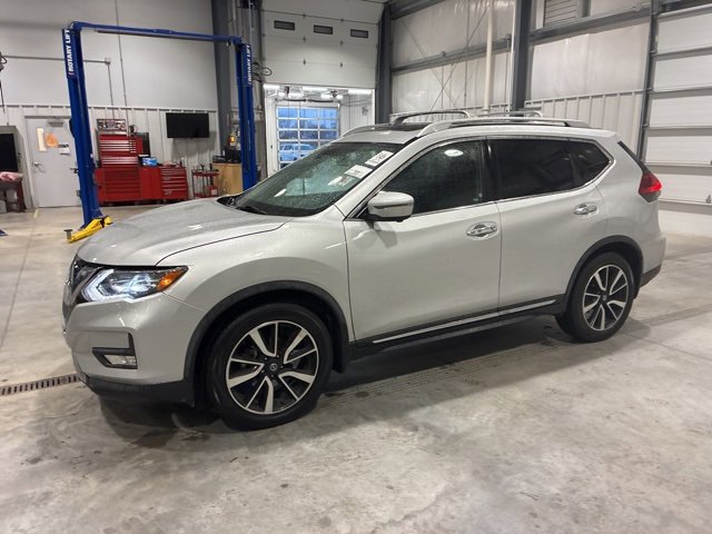 Used 2018 Nissan Rogue SL with VIN JN8AT2MV9JW324189 for sale in Kansas City
