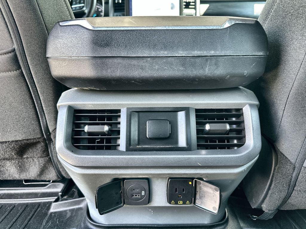2023 Ford F-150 XLT photo 19
