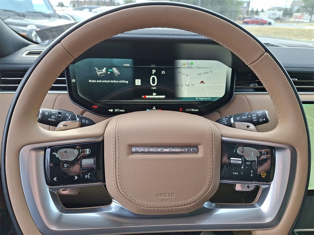 2025 Land Rover Range Rover SE photo 14