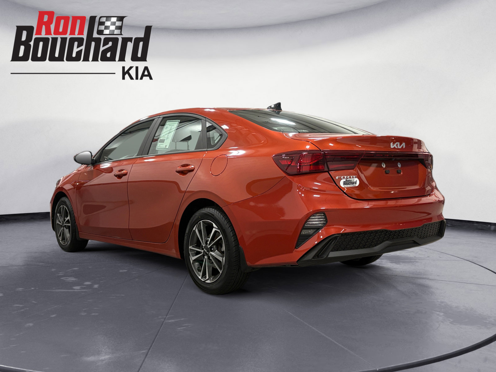 2023 Kia Forte LXS photo 4