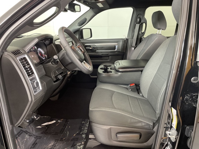 2022 Ram 1500 Classic Warlock photo 16
