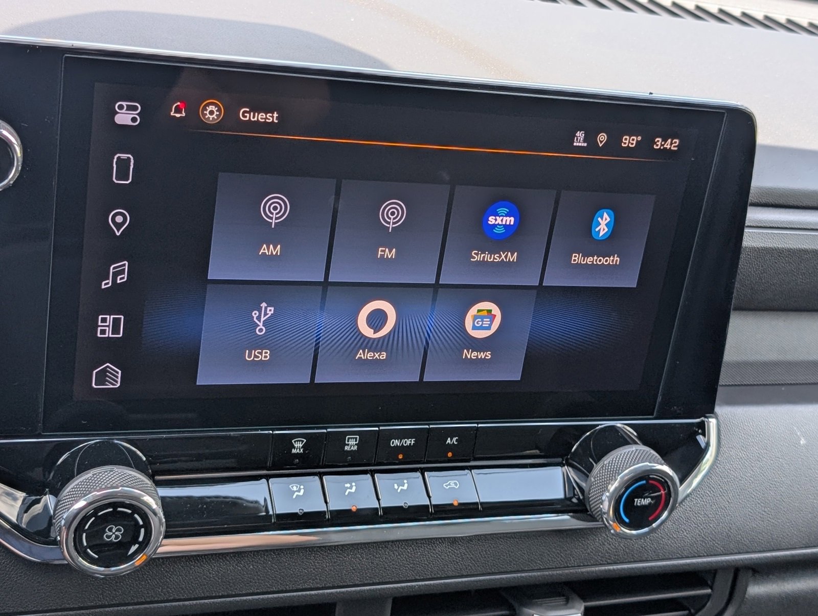2025 Chevrolet Colorado LT photo 12