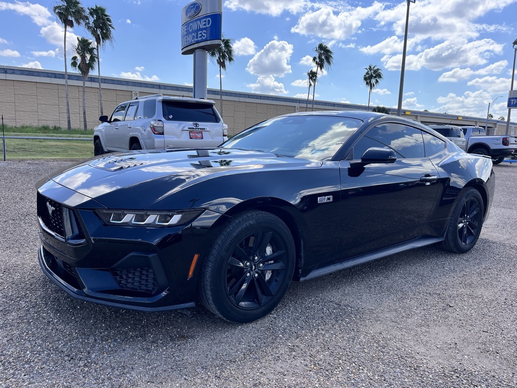2024 Ford Mustang GT photo 3