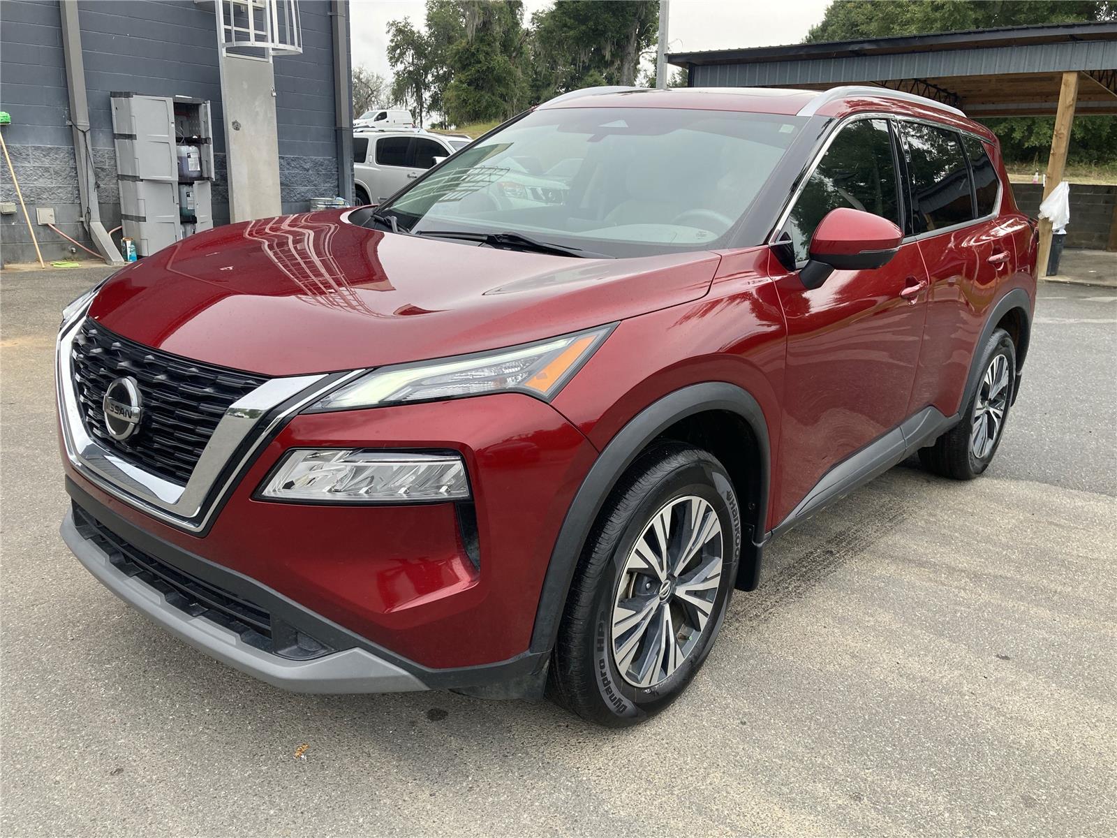 2021 Nissan Rogue SV photo 2