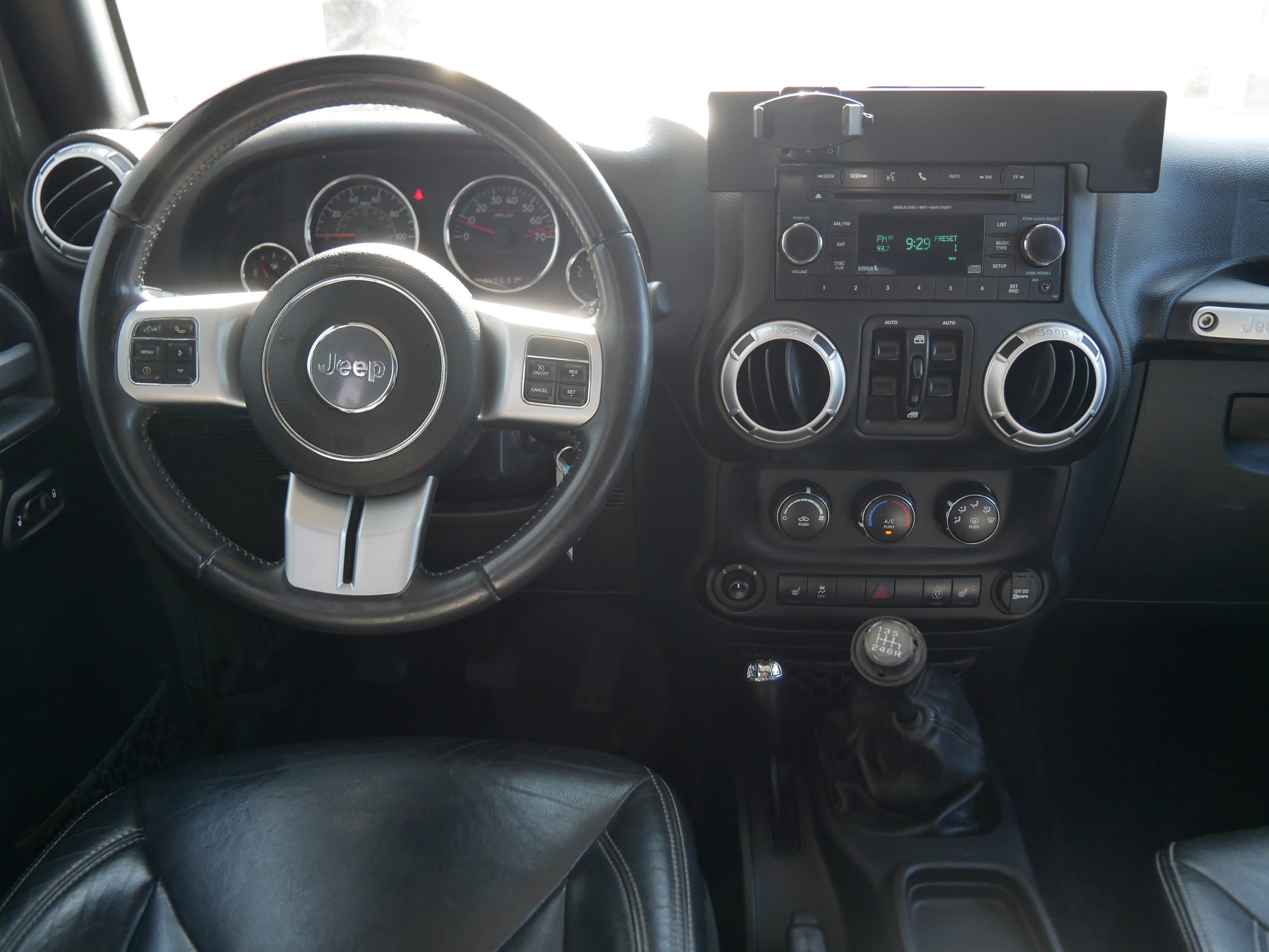 2015 Jeep Wrangler Unlimited Rubicon Hard Rock photo 16