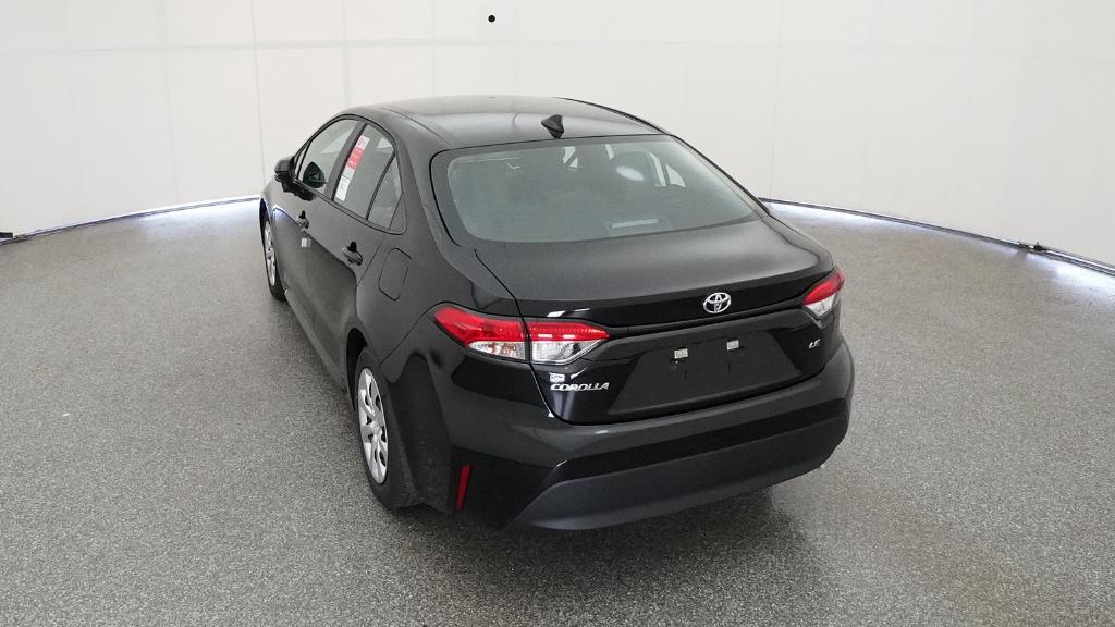 2025 Toyota Corolla LE photo 16