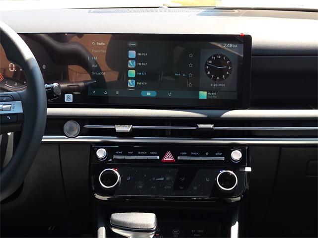 2026 Hyundai Santa Cruz SEL photo 11