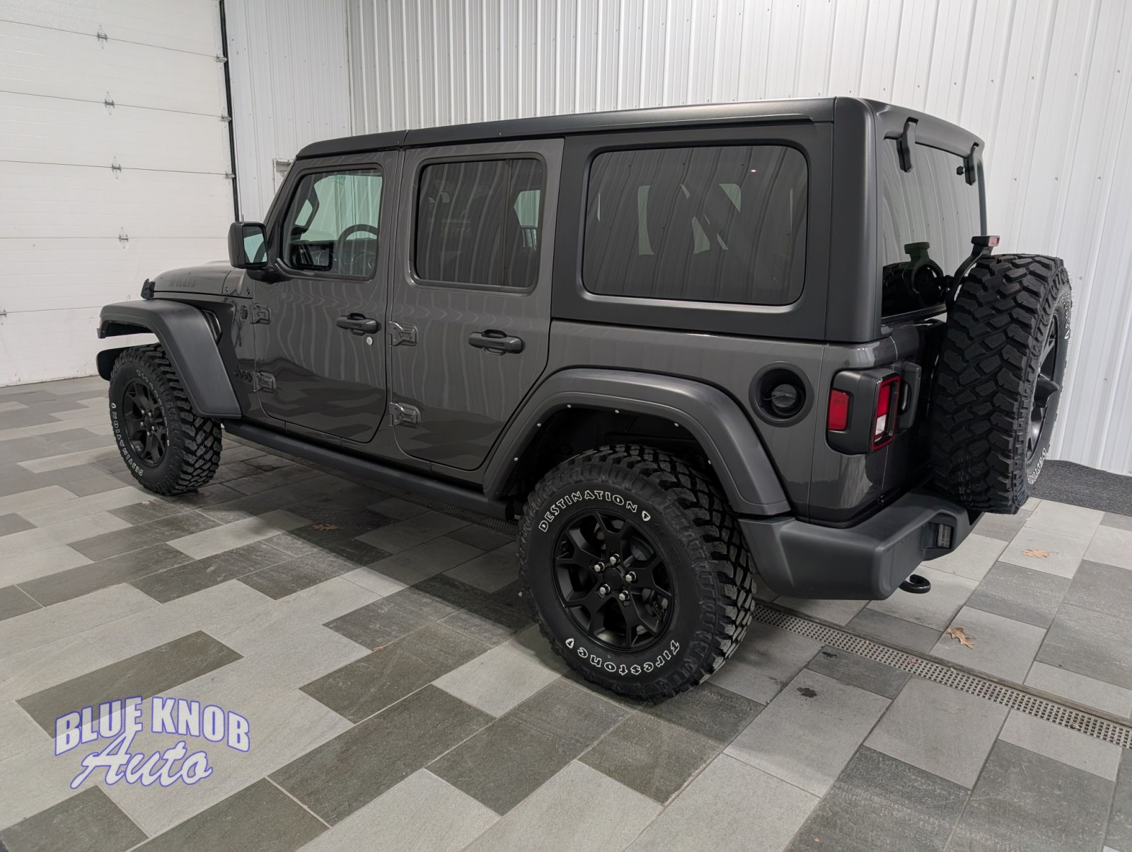 2022 Jeep Wrangler Unlimited Willys photo 2