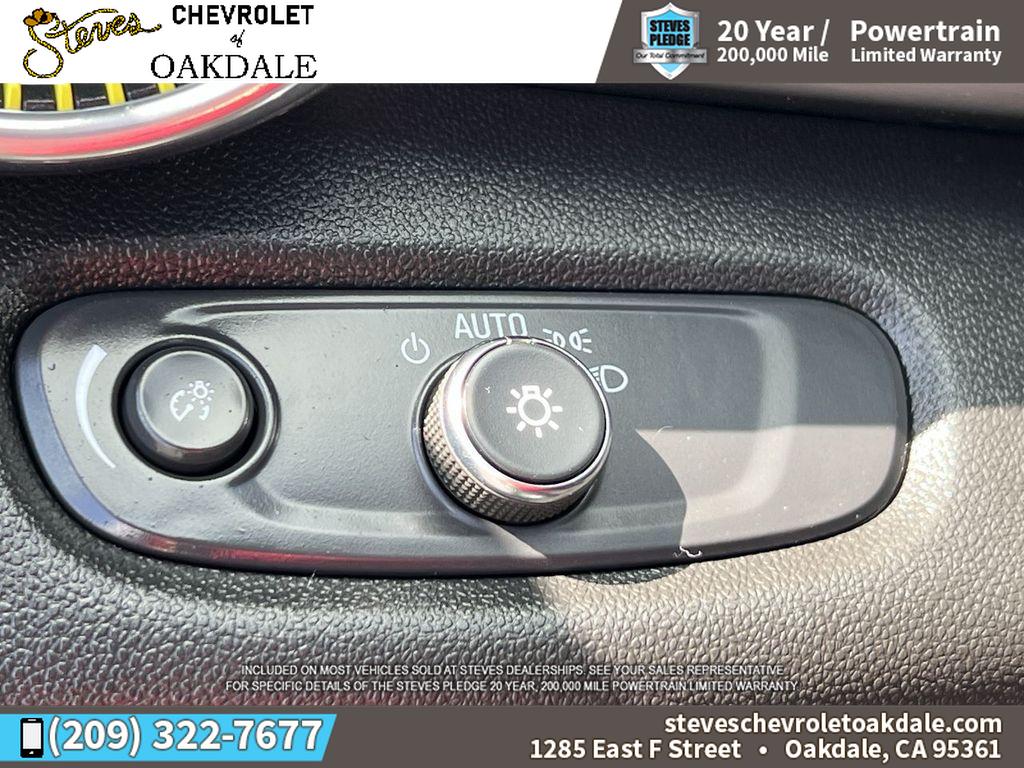 2024 Chevrolet Trax LT photo 16