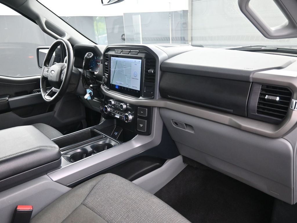 2024 Ford F-150 XLT photo 44