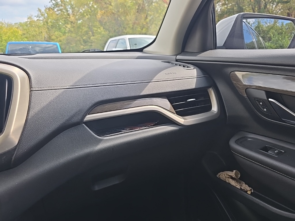 2023 Gmc Terrain Denali photo 22
