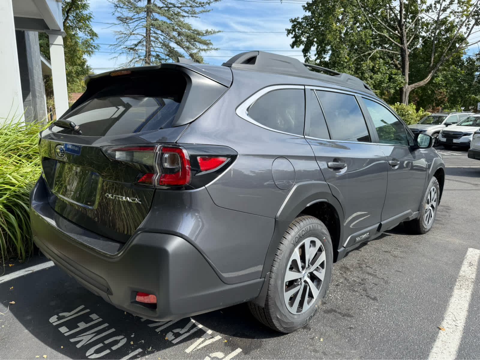 2025 Subaru Outback Premium photo 4