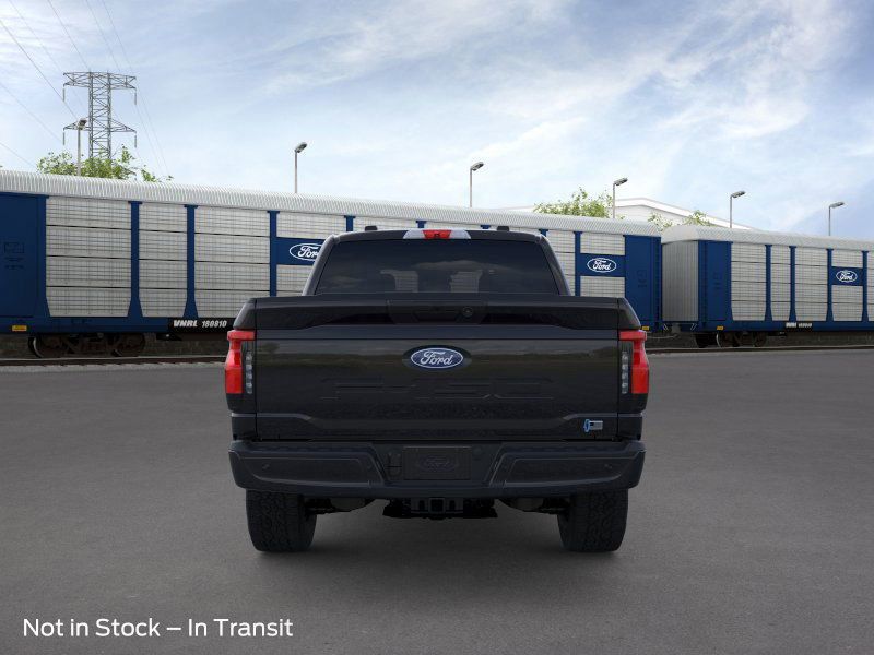 2025 Ford F-150 Lightning XLT photo 6
