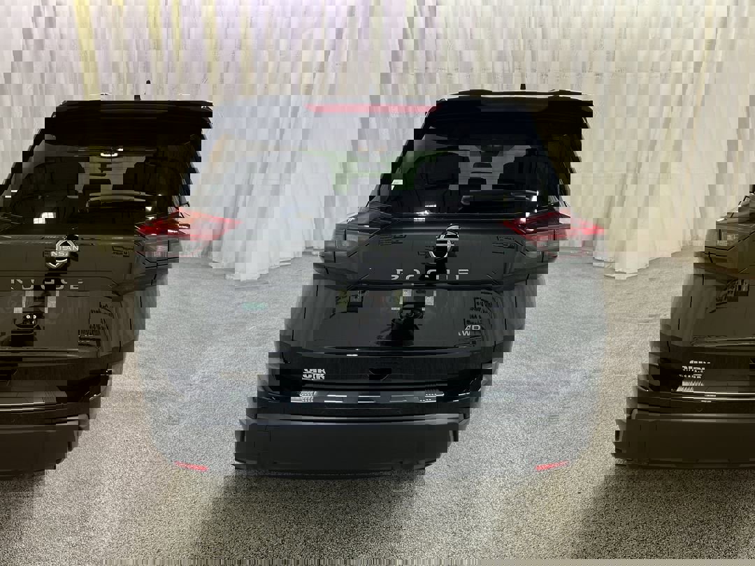 2026 Nissan Rogue SV photo 3