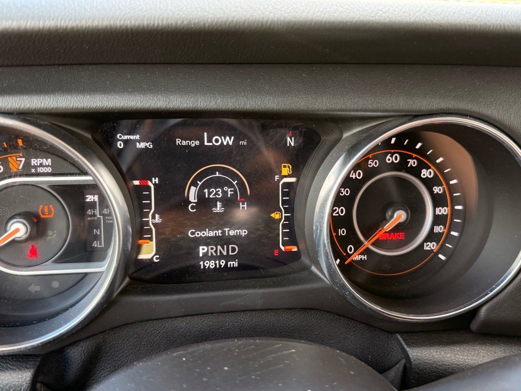 2021 Jeep Gladiator High Altitude photo 15