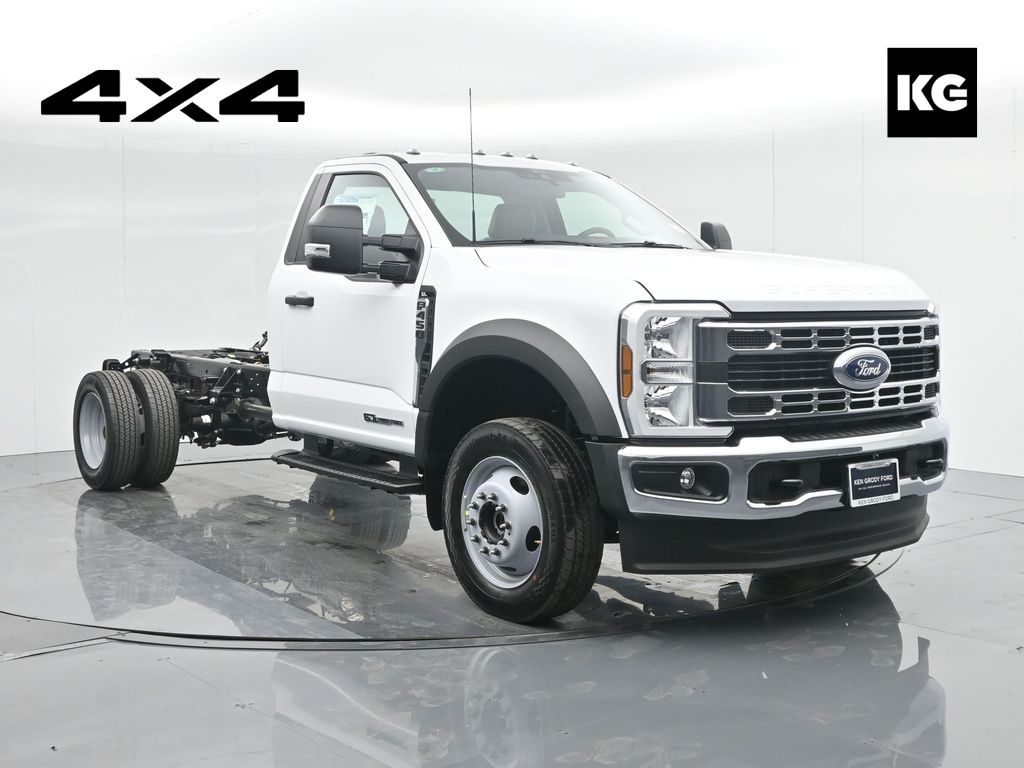 2024 Ford F-450 Super Duty Chassis Cab XL's photo