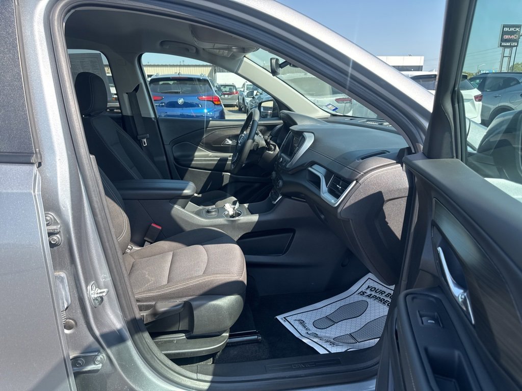 2024 Gmc Terrain SLE photo 10