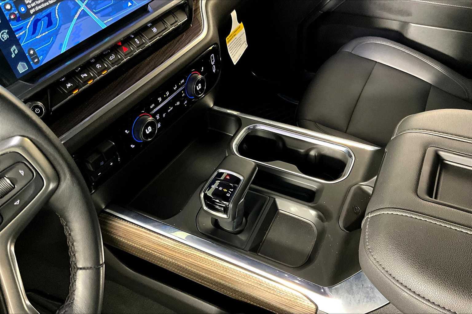 2022 Chevrolet Silverado 1500 RST photo 14